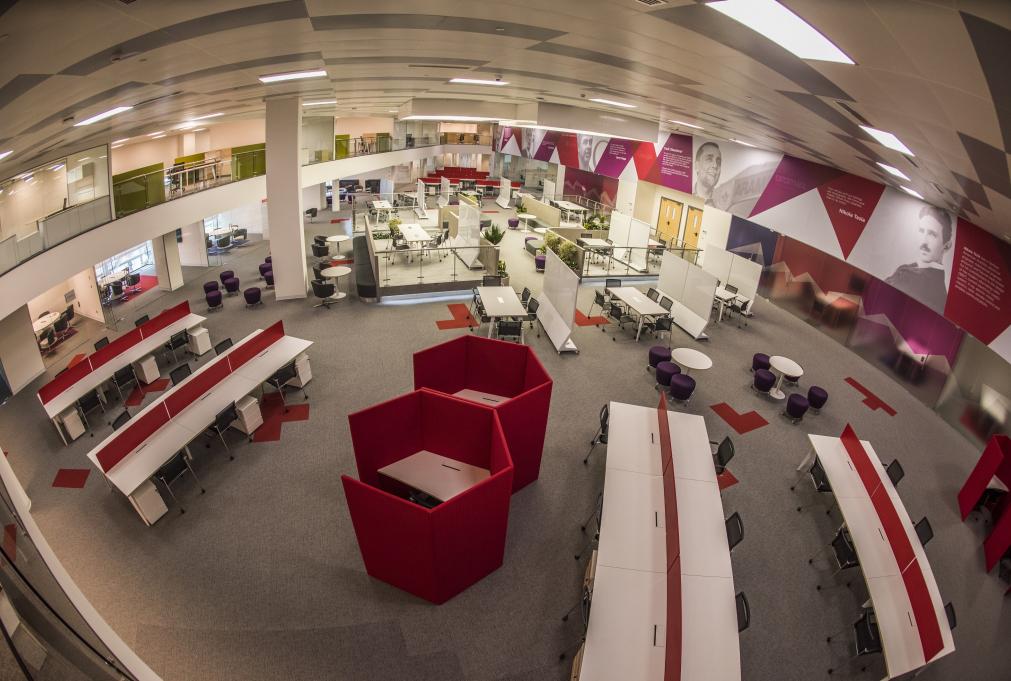 ENTREPRENEURSHIP CENTER